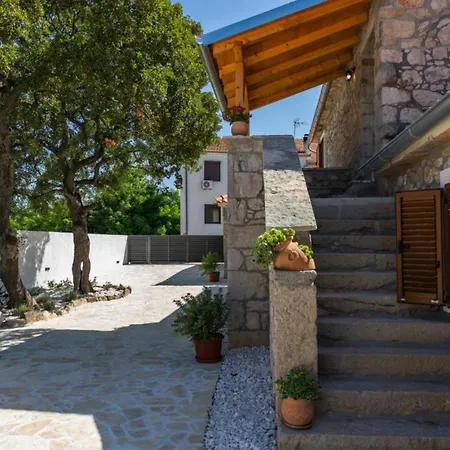 Stone Marita With Pool Villa Klarici