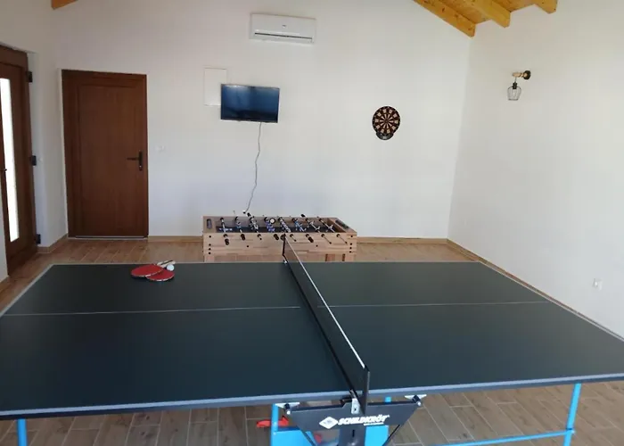 Stone Marita With Pool Vila *